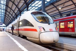 V Německu stávkují strojvůdci. Omezení dopadla i na dopravu v Česku - Seznam Zprávy